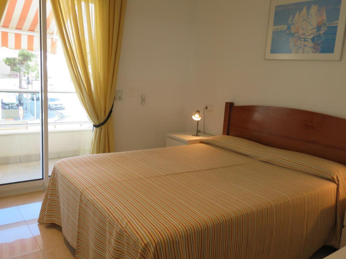 Apartamentos Las Brisas L'Estartit Esterno foto